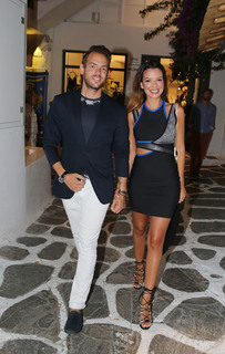 Nikoletta Ralli feet photo thumbnail