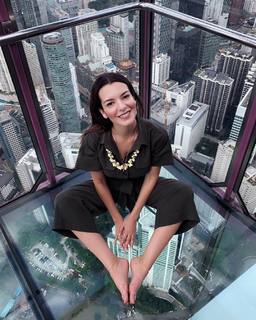 Nikoletta Ralli feet photo thumbnail