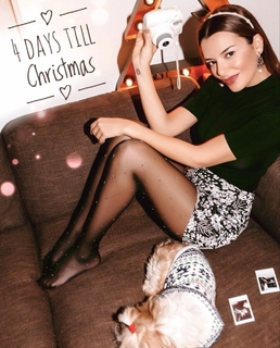 Nikoletta Ralli feet photo thumbnail