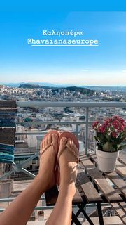 Nikoletta Ralli feet photo thumbnail