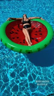 Nikoletta Ralli feet photo thumbnail