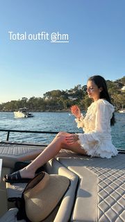 Nikoletta Ralli feet photo thumbnail