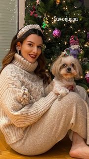 Nikoletta Ralli feet photo thumbnail