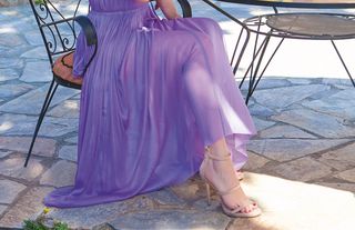 Nikoletta Ralli feet photo thumbnail