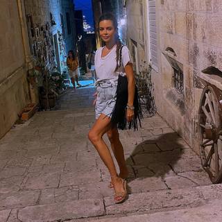 Nikolina Pišek feet photo 12