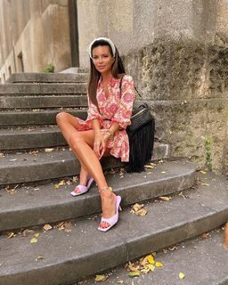 Nikolina Pišek feet photo 5