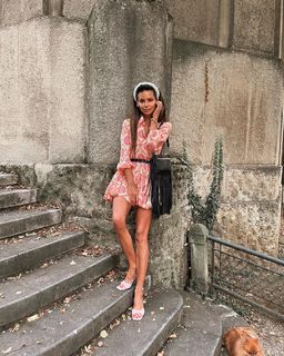 Nikolina Pišek feet photo 4