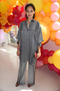 Nilam Farooq feet photo 20