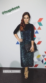 Nilam Farooq feet photo 15