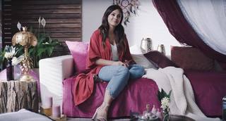 Nilam Farooq feet photo 9