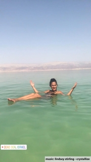 Nilam Farooq feet photo 15