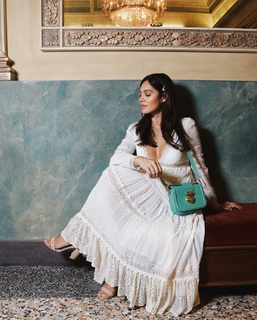 Nilam Farooq feet photo 5