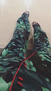 Nilay Cafer feet photo thumbnail