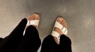 Nilay Cafer feet photo thumbnail