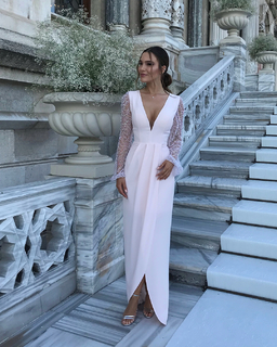 Nilay Cafer feet photo thumbnail