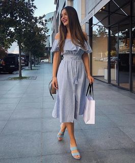 Nilay Cafer feet photo thumbnail