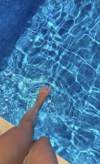 Nilay Cafer feet photo thumbnail