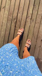 Nilay Cafer feet photo thumbnail