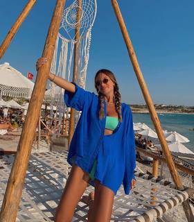 Nilay Cafer feet photo thumbnail
