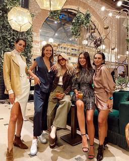 Nilay Cafer feet photo thumbnail
