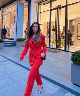 Nilay Cafer feet photo thumbnail