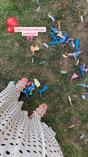 Nilay Cafer feet photo thumbnail