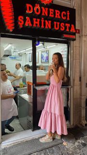 Nilay Cafer feet photo thumbnail
