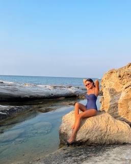 Nilay Cafer feet photo thumbnail