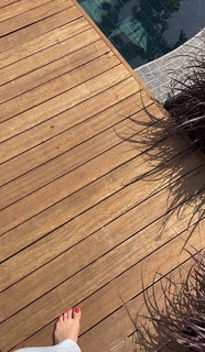 Nilay Cafer feet photo thumbnail