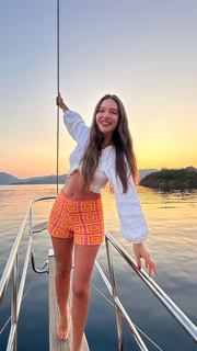 Nilay Cafer feet photo thumbnail