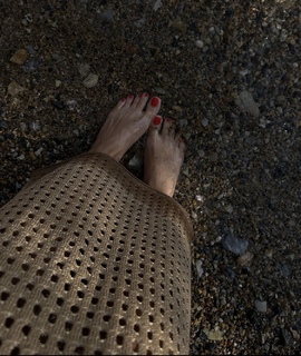 Nilay Cafer feet photo thumbnail