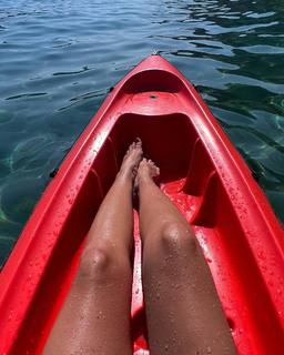 Nilay Cafer feet photo thumbnail