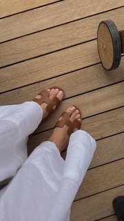 Nilay Cafer feet photo thumbnail