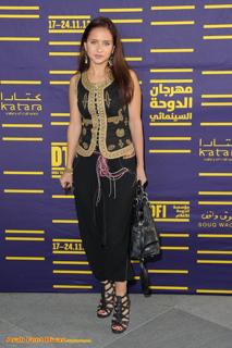 Nilli Karim feet photo thumbnail