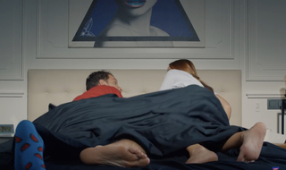 Nilperi Sahinkaya feet photo thumbnail