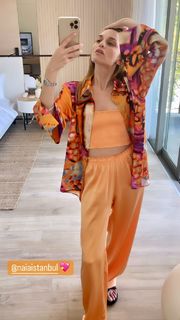 Nilperi Sahinkaya feet photo thumbnail