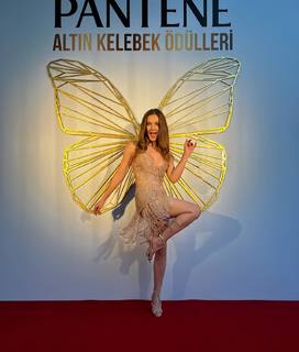 Nilsu Berfin Aktas feet photo 11