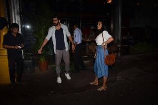 Nimrat Kaur feet photo thumbnail