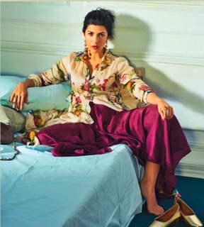 Nimrat Kaur feet photo thumbnail