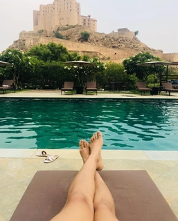 Nimrat Kaur feet photo thumbnail