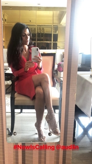 Nimrat Kaur feet photo thumbnail