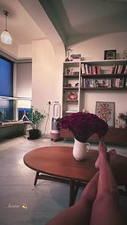 Nimrat Kaur feet photo thumbnail