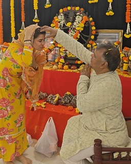 Nimrat Kaur feet photo thumbnail