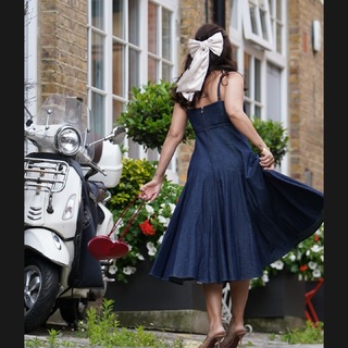 Nimrat Kaur feet photo thumbnail