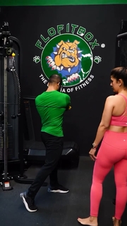 Nimrat Kaur feet photo thumbnail