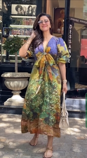 Nimrat Kaur feet photo thumbnail