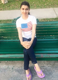 Nimrat Khaira feet photo thumbnail