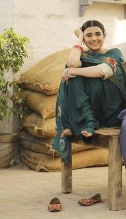 Nimrat Khaira feet photo thumbnail