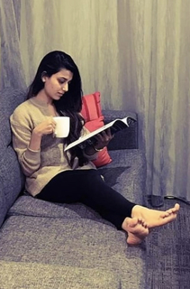 Nimrat Khaira feet photo thumbnail