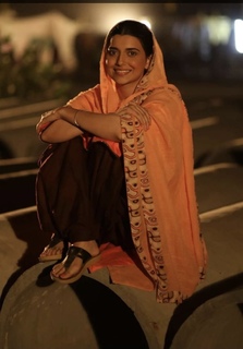 Nimrat Khaira feet photo thumbnail